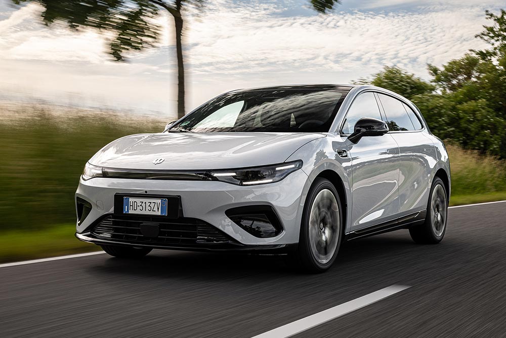 https://cdn.autogreeknews.gr/wp-content/uploads/2026/08/Leapmotor-B05-1.jpg