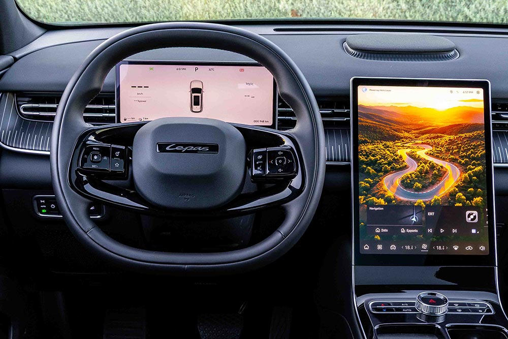 https://cdn.autogreeknews.gr/wp-content/uploads/2026/08/Lepas-interior.jpg