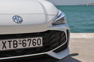MG3 Hybrid+ white (9)