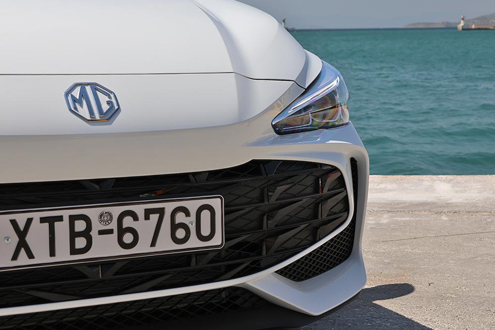 https://cdn.autogreeknews.gr/wp-content/uploads/2026/08/MG3-Hybrid-white-9.jpg