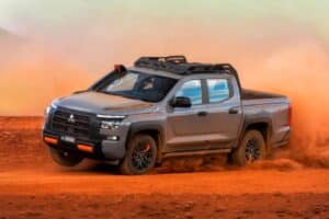 Mitsubishi-Triton-Savana-Sertoes-Brazil-1-2048×101