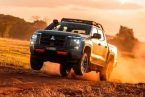 Mitsubishi-Triton-Savana-Sertoes-Brazil-3-2048×136
