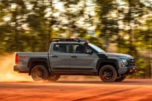 Mitsubishi-Triton-Savana-Sertoes-Brazil-6-2048×136