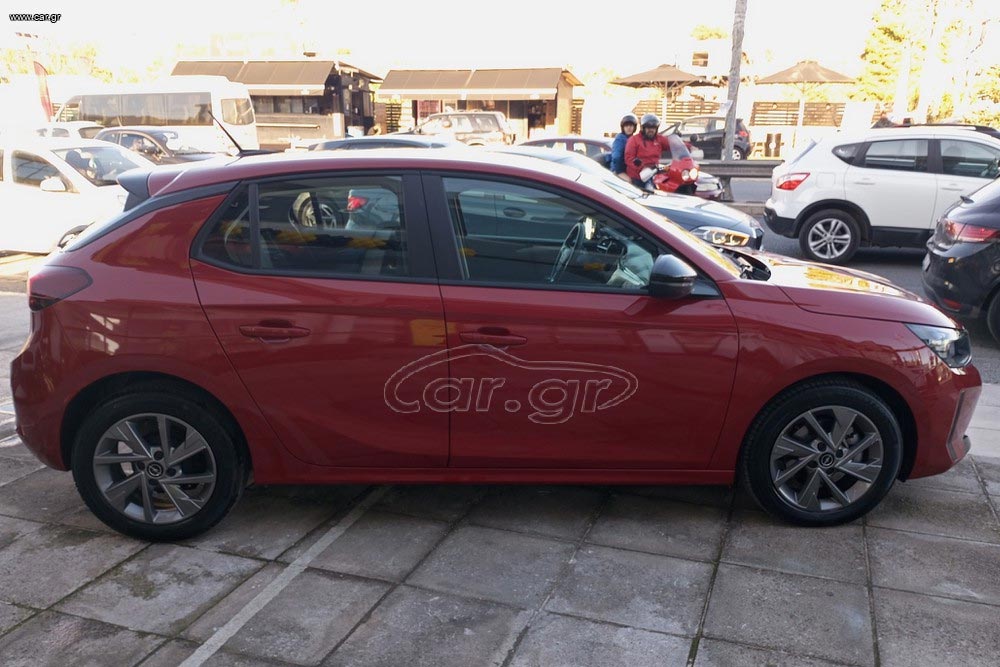 https://cdn.autogreeknews.gr/wp-content/uploads/2026/08/Opel-Corsa-2025-used-3.jpg