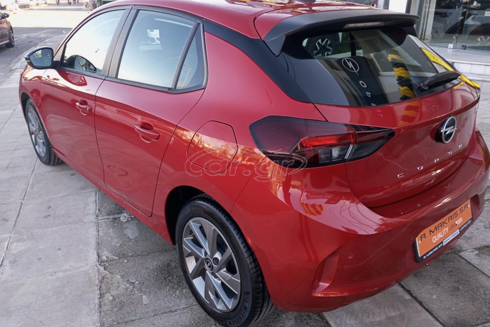 https://cdn.autogreeknews.gr/wp-content/uploads/2026/08/Opel-Corsa-2025-used-5.jpg