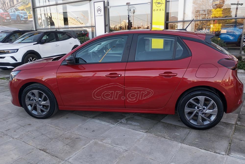 https://cdn.autogreeknews.gr/wp-content/uploads/2026/08/Opel-Corsa-2025-used-6.jpg