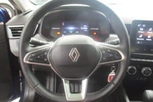 Renault Clio E-Tech 2025 used (6)