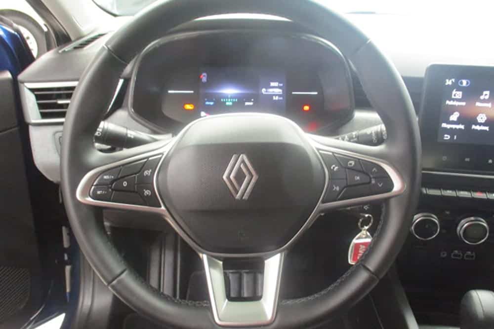 https://cdn.autogreeknews.gr/wp-content/uploads/2026/08/Renault-Clio-E-Tech-2025-used-6.jpg
