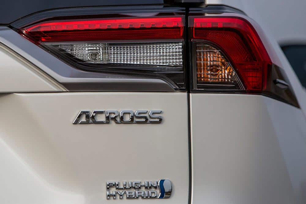 https://cdn.autogreeknews.gr/wp-content/uploads/2026/08/Suzuki-Across-logo.jpg