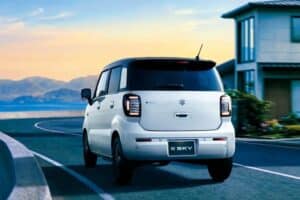 Suzuki-e-SKY-3-2048×1290