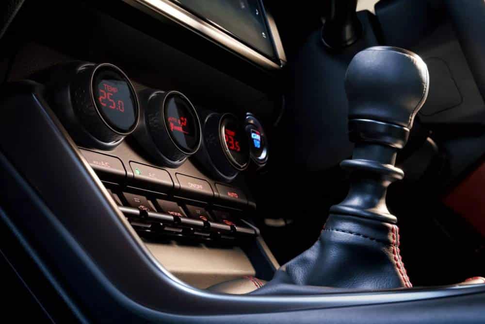 https://cdn.autogreeknews.gr/wp-content/uploads/2026/08/Toyota-GR-86-Update-Japan-3-2048x1448-1.jpg