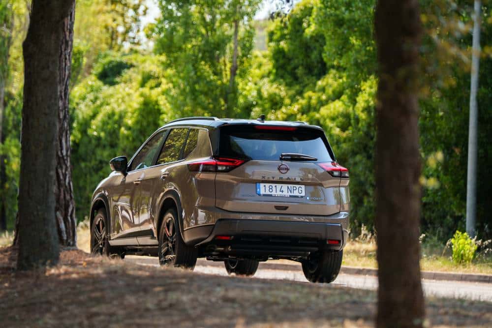 https://cdn.autogreeknews.gr/wp-content/uploads/2026/08/W26167-NISSAN-ELECTRIFIED-ADVENTURE_CARSHOTS_024-1.jpg
