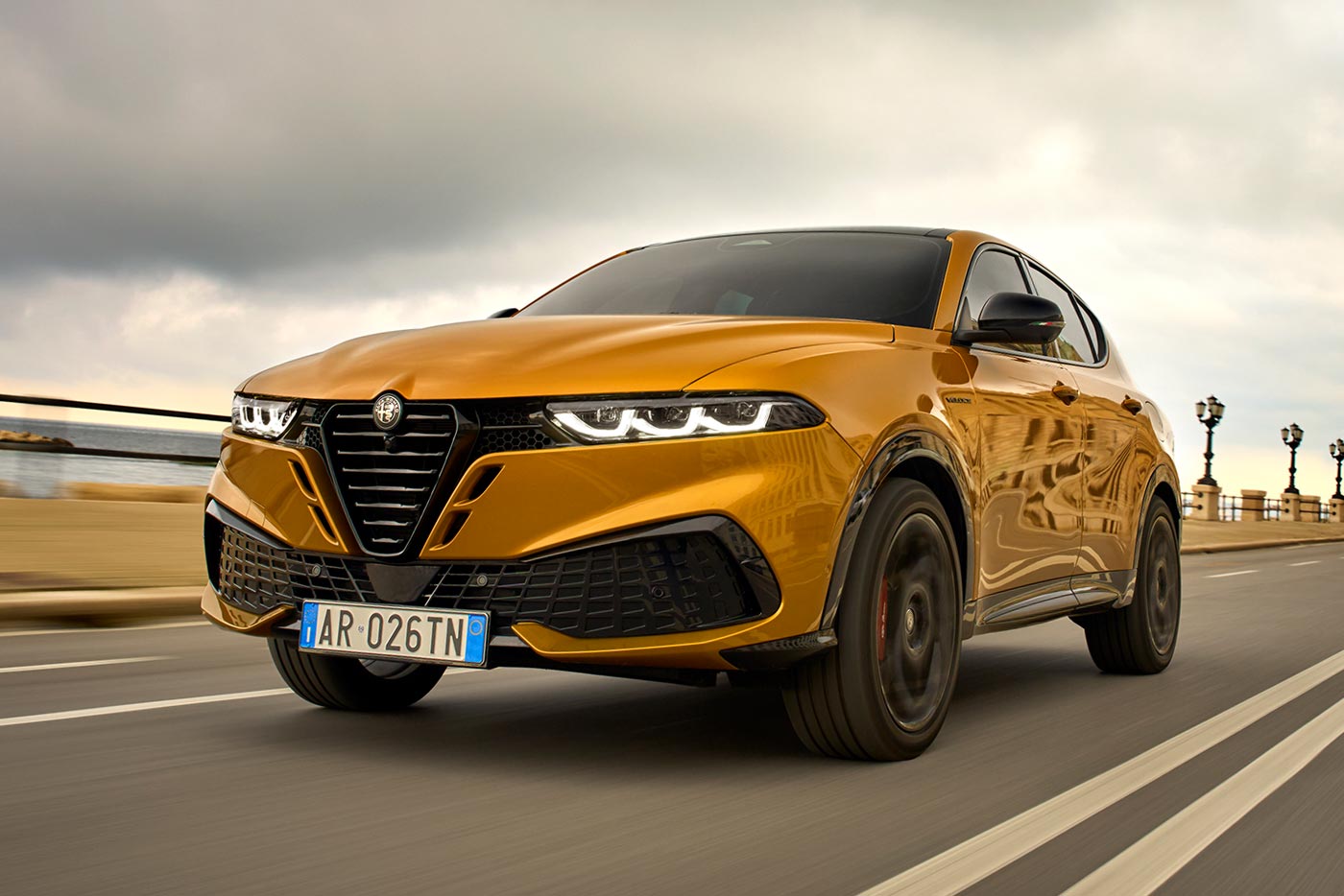 https://cdn.autogreeknews.gr/wp-content/uploads/2026/08/alfa-romeo-tonale-2026-1.jpg