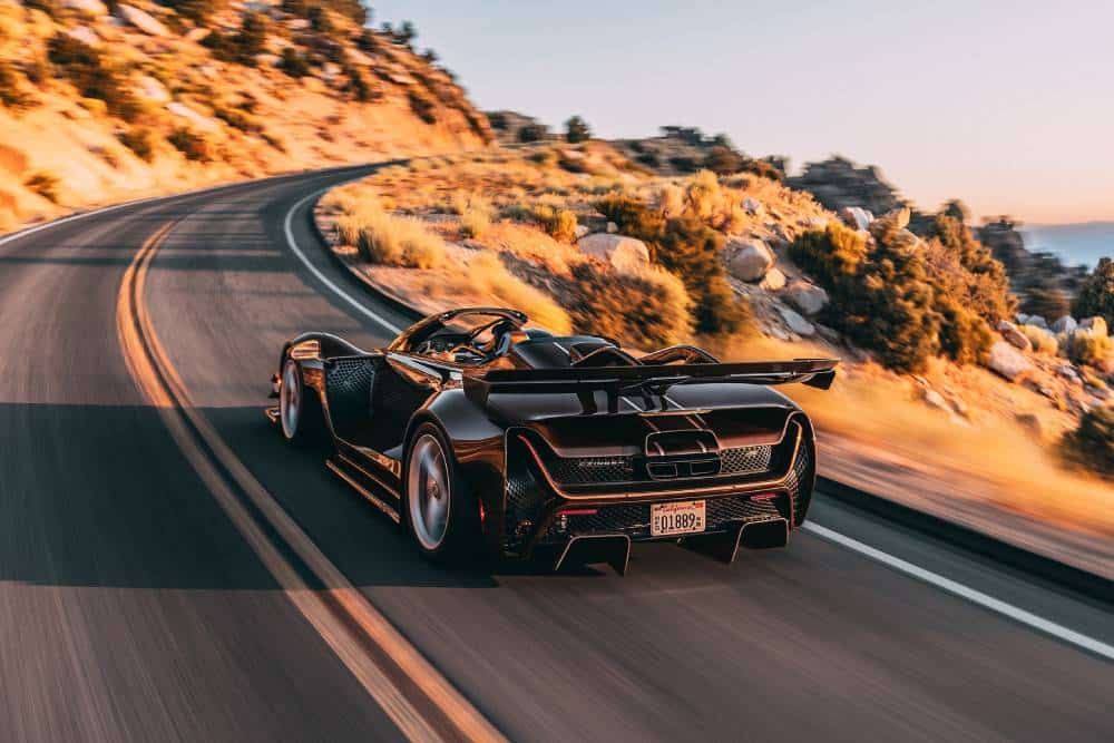 https://cdn.autogreeknews.gr/wp-content/uploads/2026/08/czinger-21c-spyder-12.jpg