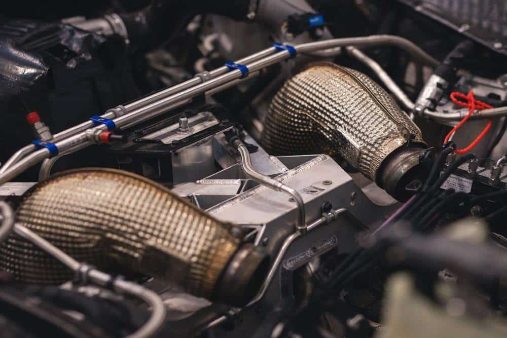 https://cdn.autogreeknews.gr/wp-content/uploads/2026/08/mclaren_p1_vengineering_5.jpg