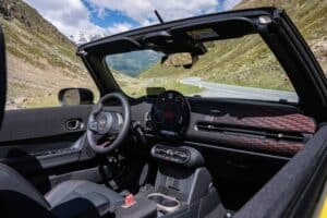 mini jcw cabrio alpes (2) (1)