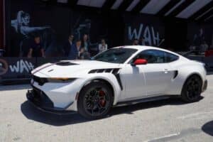 Η Ford Mustang GTD στα χέρια του Carlos Sainz (+video)