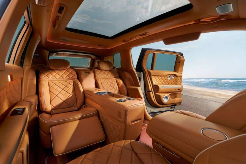 https://cdn.autogreeknews.gr/wp-content/uploads/2026/08/new-genesis-gv90-1.jpg