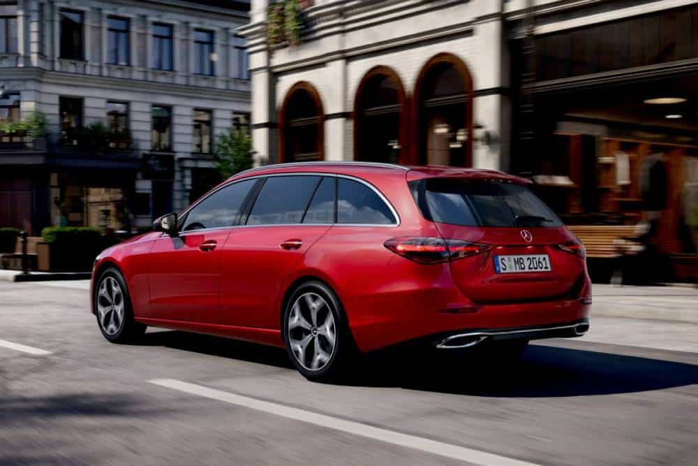 https://cdn.autogreeknews.gr/wp-content/uploads/2026/08/new-mercedes-c-class-11.jpg