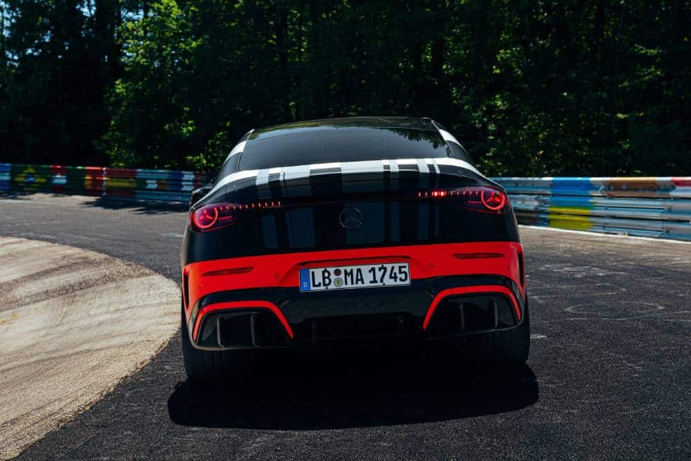 https://cdn.autogreeknews.gr/wp-content/uploads/2026/08/new-mercedes-cla-45-nurburgring-record-8.jpg