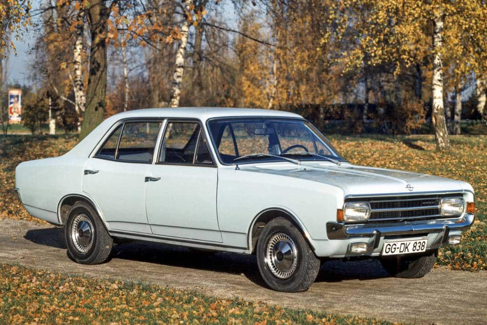 https://cdn.autogreeknews.gr/wp-content/uploads/2026/08/opel-rekord-c-2-1.jpg