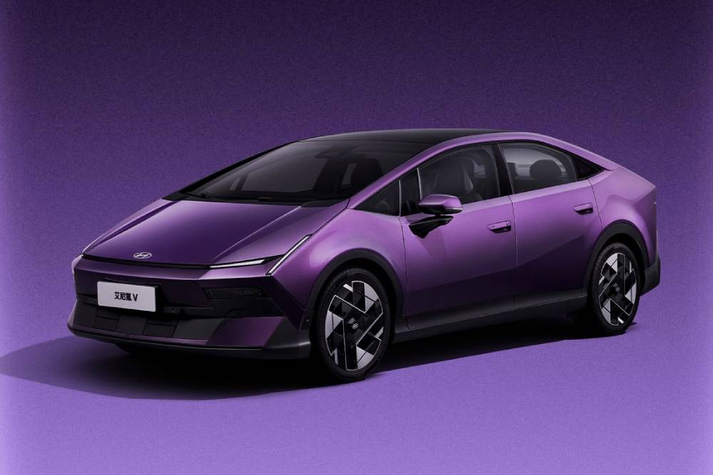 https://cdn.autogreeknews.gr/wp-content/uploads/2026/08/production-hyundai-ioniq-v-05.jpg
