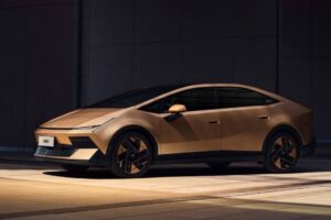 production hyundai ioniq v 09