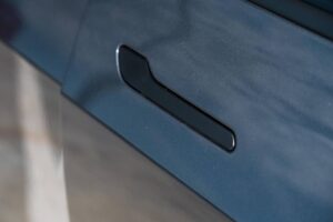 secret door handles 02