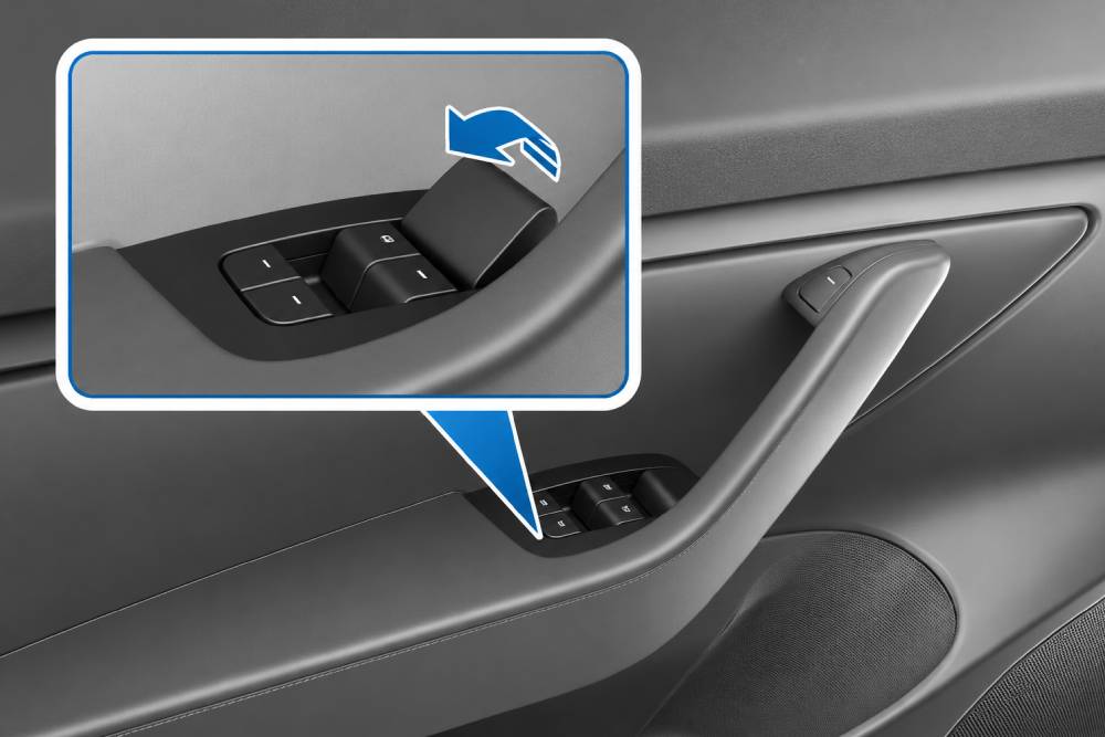 https://cdn.autogreeknews.gr/wp-content/uploads/2026/08/tesla-emergency-door-handle.jpg