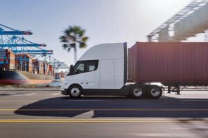 tesla semi europe 04