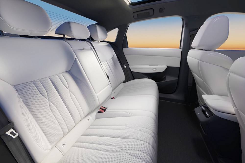 https://cdn.autogreeknews.gr/wp-content/uploads/2026/08/vw-id.-era-es5-03.jpg