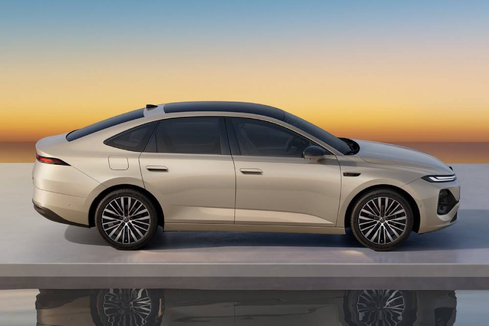 https://cdn.autogreeknews.gr/wp-content/uploads/2026/08/vw-id.-era-es5-08.jpg
