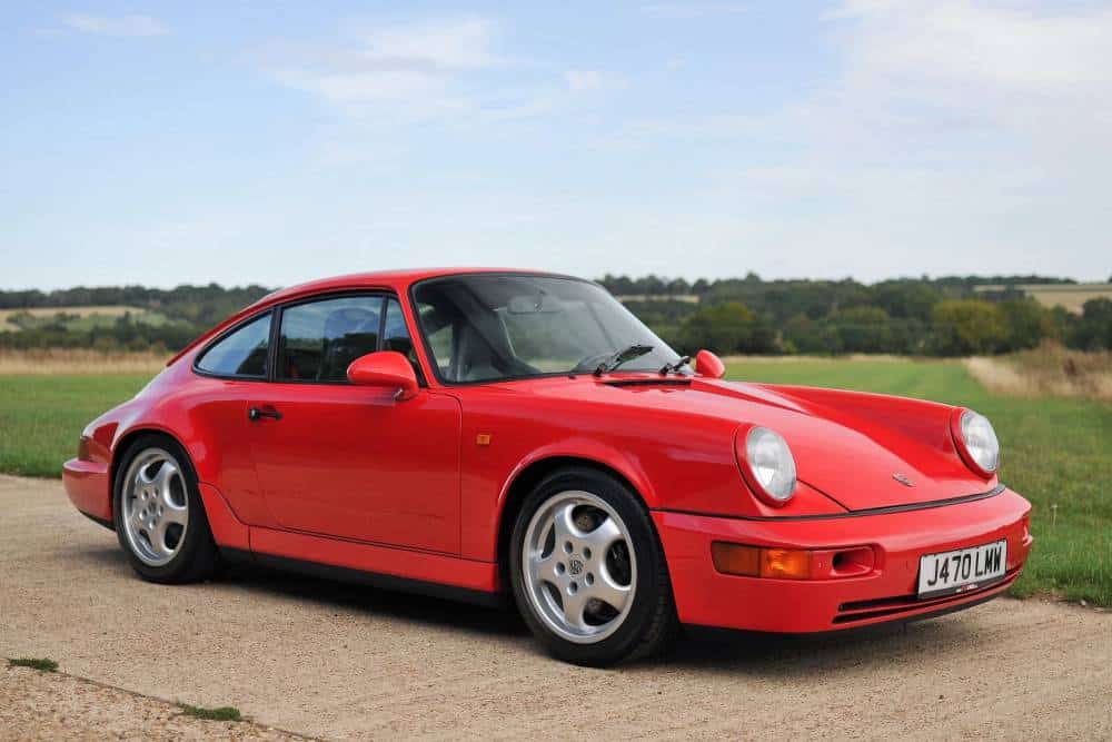 https://cdn.autogreeknews.gr/wp-content/uploads/2026/09/1992-Porsche-Carrera-RS-964-Coupe.jpg
