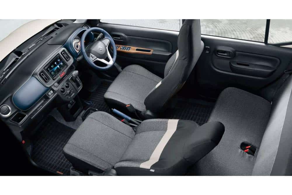 https://cdn.autogreeknews.gr/wp-content/uploads/2026/09/2025-Suzuki-Alto-Japan-10a-2048x1004-1.jpg