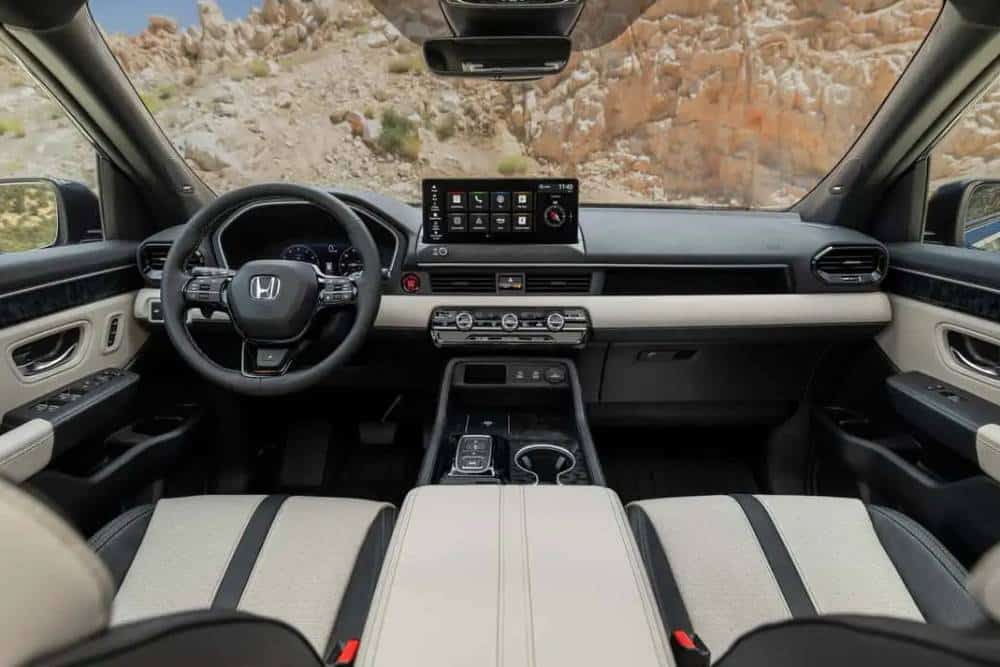 https://cdn.autogreeknews.gr/wp-content/uploads/2026/09/2027-honda-passport-trailsport-interior.jpg