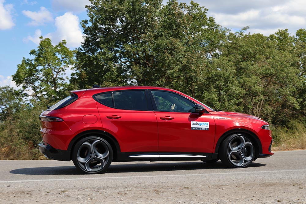 https://cdn.autogreeknews.gr/wp-content/uploads/2026/09/Alfa-Romeo-Tonale-2026-10.jpg