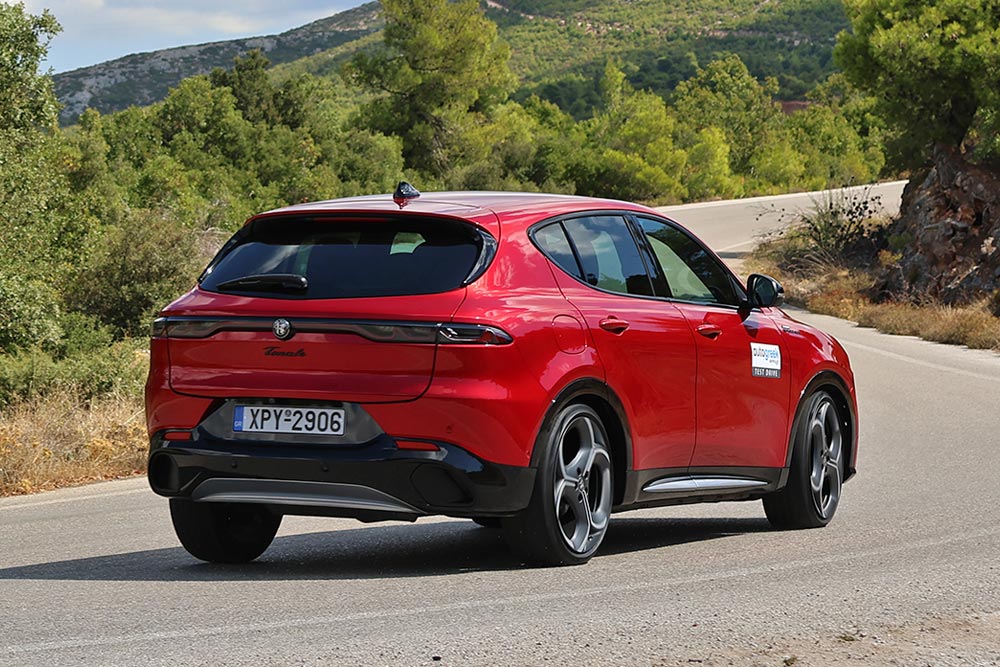 https://cdn.autogreeknews.gr/wp-content/uploads/2026/09/Alfa-Romeo-Tonale-2026-11.jpg