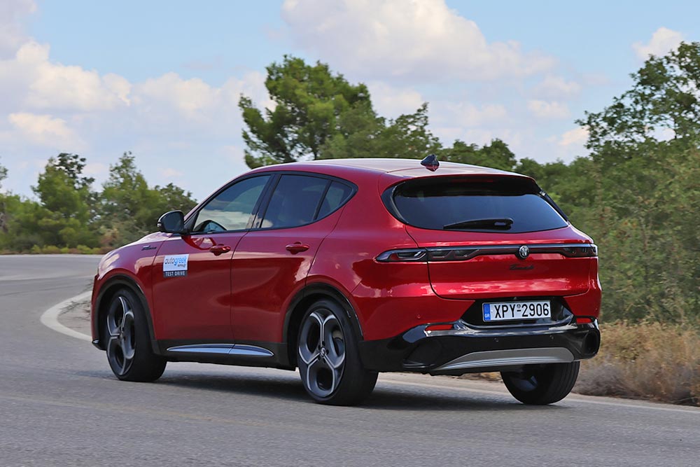 https://cdn.autogreeknews.gr/wp-content/uploads/2026/09/Alfa-Romeo-Tonale-2026-8.jpg