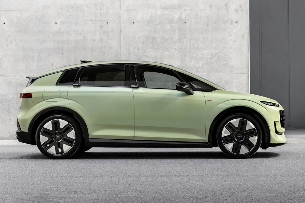 https://cdn.autogreeknews.gr/wp-content/uploads/2026/09/Audi-A2-e-tron-8.jpg