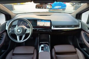 BMW 218d Active Tourer-2024-used (8)