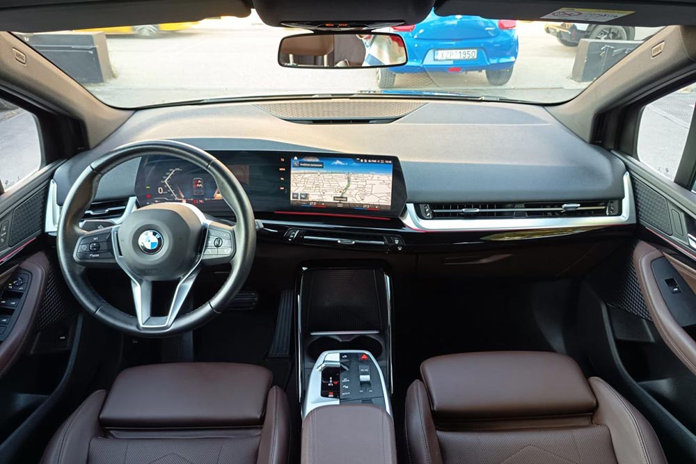 https://cdn.autogreeknews.gr/wp-content/uploads/2026/09/BMW-218d-Active-Tourer-2024-used-8.jpg