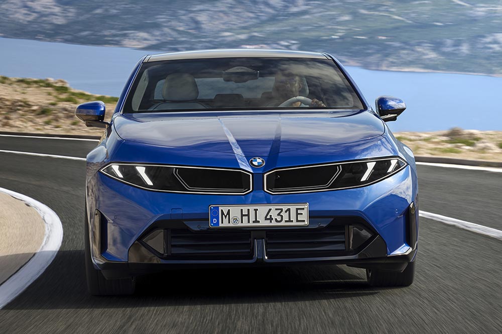 https://cdn.autogreeknews.gr/wp-content/uploads/2026/09/BMW-3-Series-2026-19.jpg