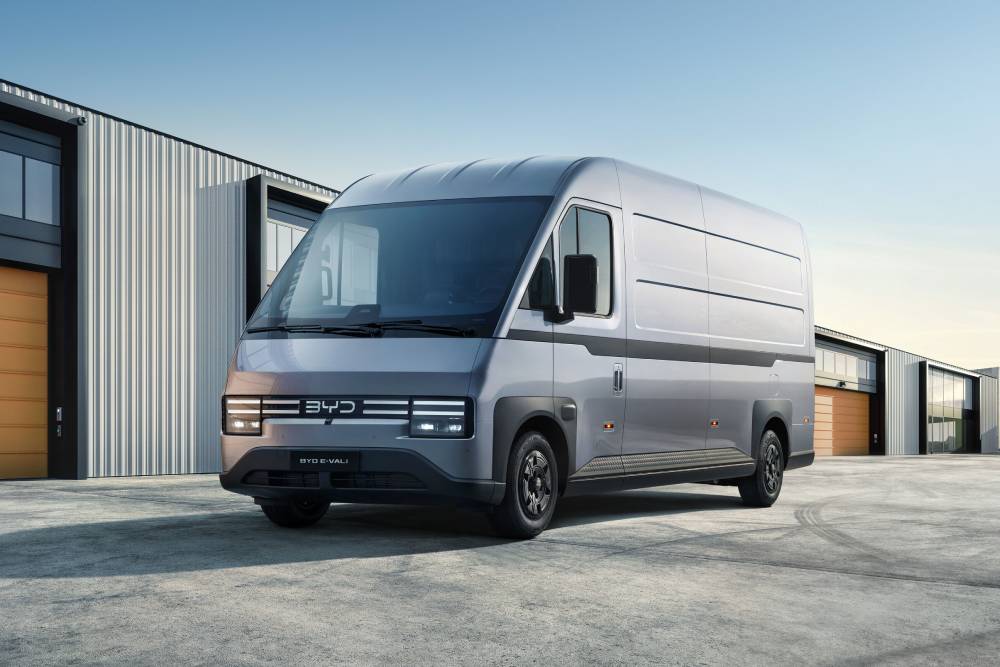 https://cdn.autogreeknews.gr/wp-content/uploads/2026/09/BYD-commercial-vehicles-1.jpg