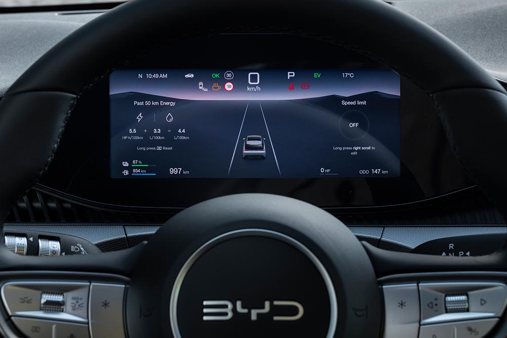 https://cdn.autogreeknews.gr/wp-content/uploads/2026/09/BYD_DOLPHIN_G_DM-i-18.jpg