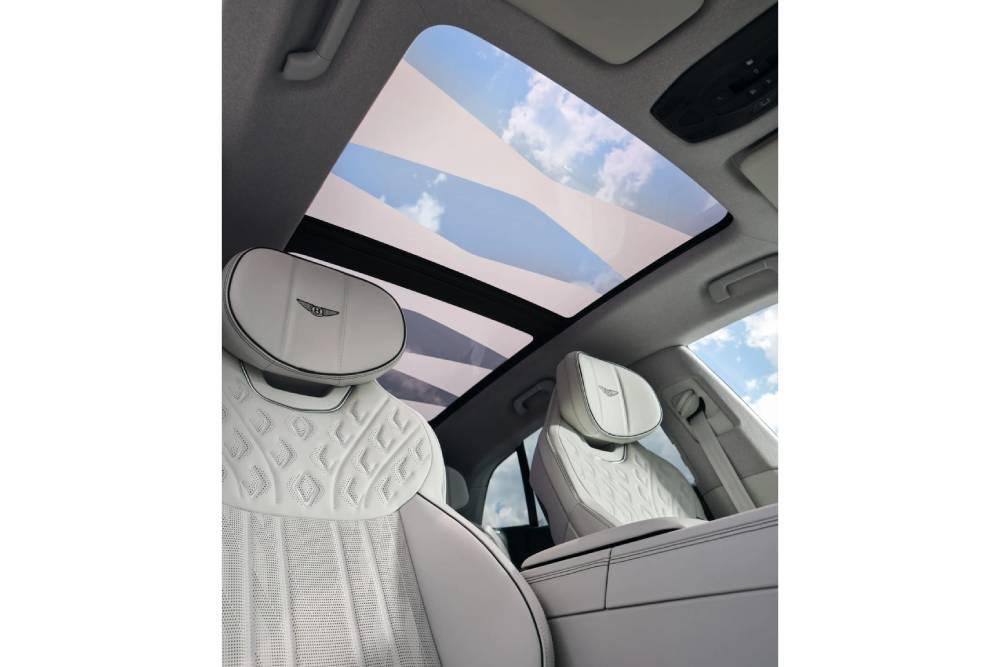 https://cdn.autogreeknews.gr/wp-content/uploads/2026/09/Bentley-Torcal-EV-6.jpg