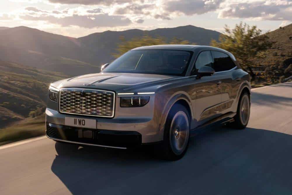 https://cdn.autogreeknews.gr/wp-content/uploads/2026/09/Bentley-Torcal-EV-9.jpg