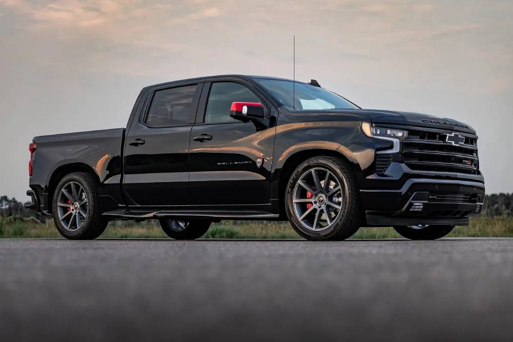 https://cdn.autogreeknews.gr/wp-content/uploads/2026/09/Callaway-Waldoch-Launch-Edition-Silverado-SC602-83-2.jpg