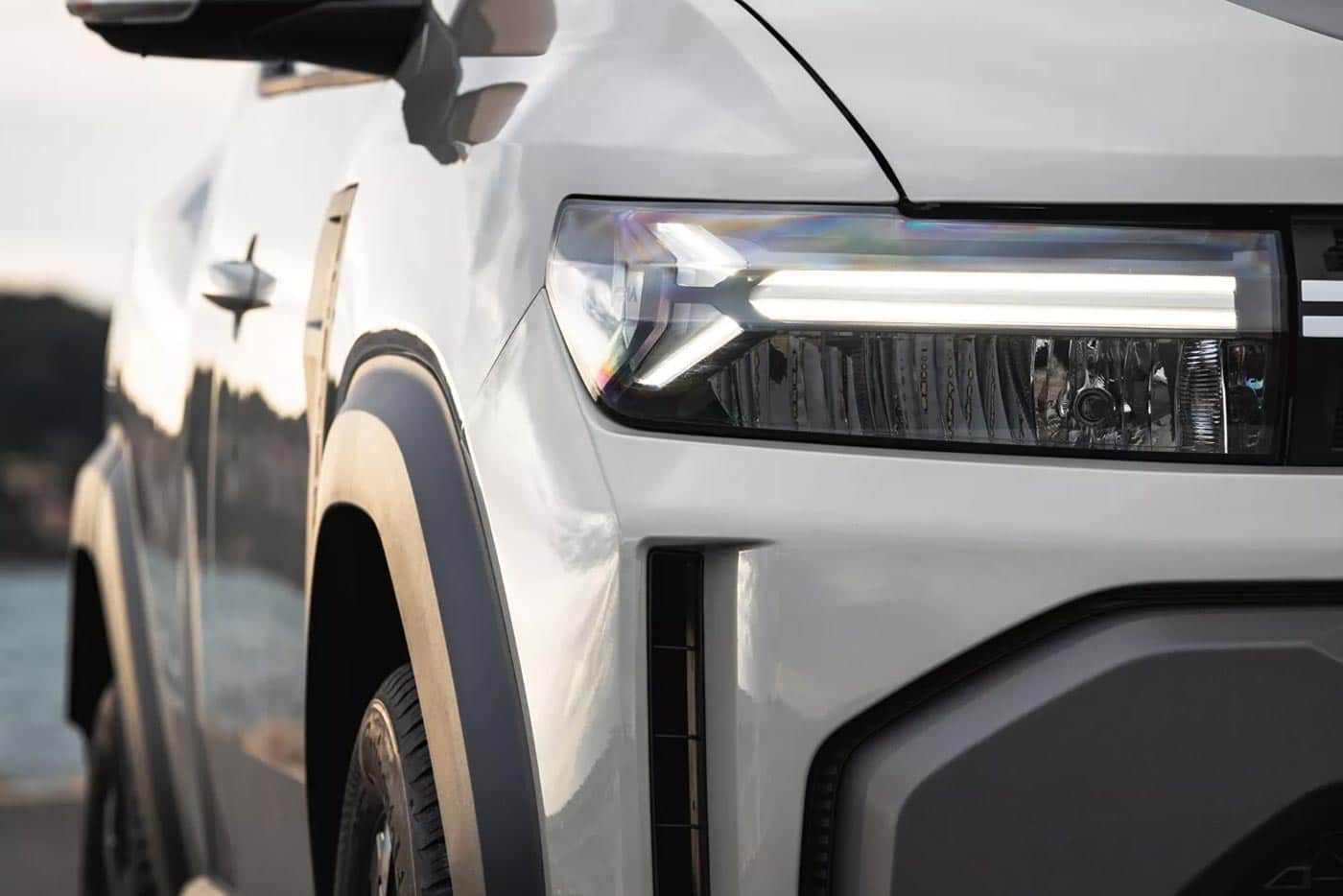 https://cdn.autogreeknews.gr/wp-content/uploads/2026/09/Dacia-Duster-front.jpg