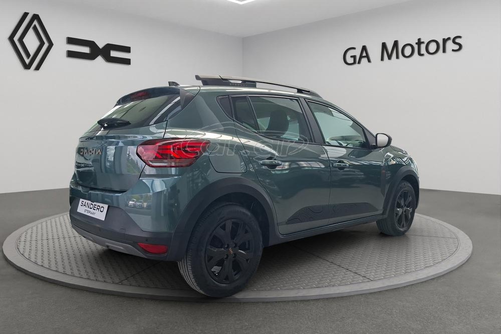 https://cdn.autogreeknews.gr/wp-content/uploads/2026/09/Dacia-Sandero-Stepway-2025-used-4.jpg