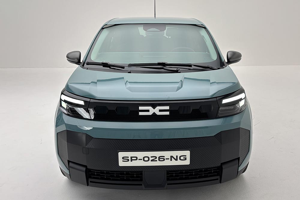 https://cdn.autogreeknews.gr/wp-content/uploads/2026/09/Dacia-Spring-2026-18.jpg